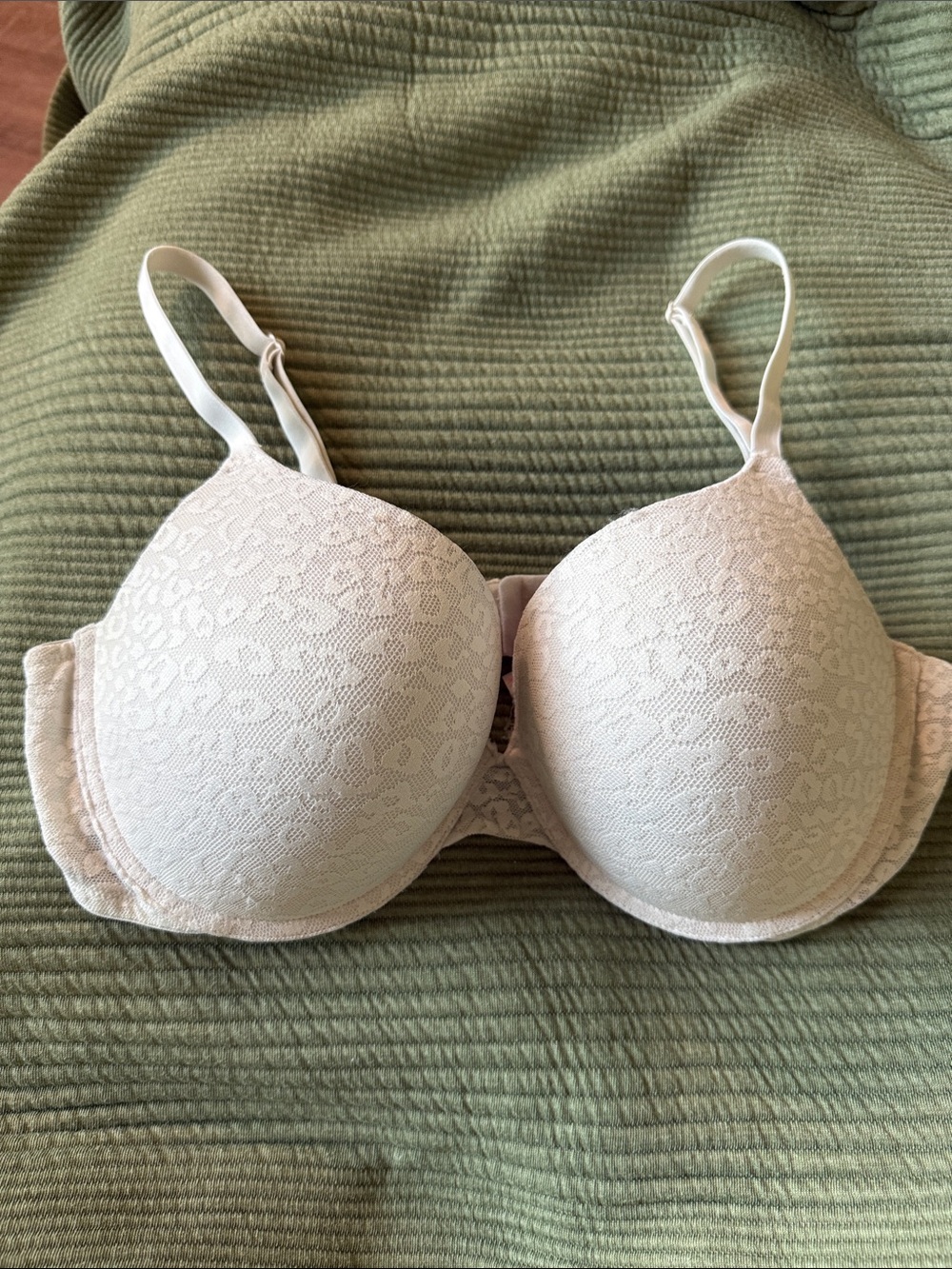 VS PINK White Lace Leopard Print Push Up Bra - Women Intimates & Sleepwear